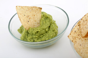 nachos with guacamole as mexican food