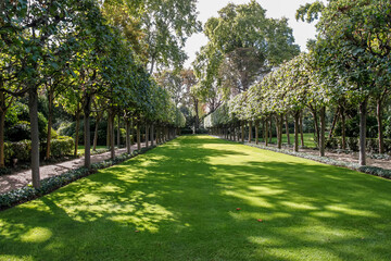 Jardin de l'Hôtel de Matignon, résidence du Premier ministre à Paris