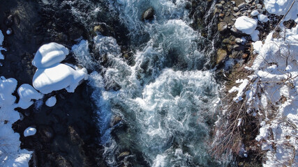 fiume torrente cascata acqua sorgente fiume rapide acqua fresca montagna neve gelo 