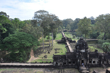 Obraz premium Temples and ruins at Angkor Wat 