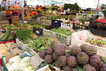 food at the market in Italy