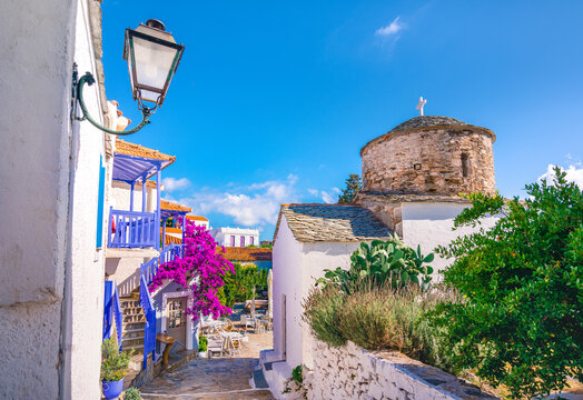 Fototapeta The old village of Chora in Alonnisos island, Greece. 