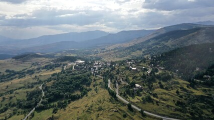 station de montagne de Font-Romeu et four solaire d'Odeillo