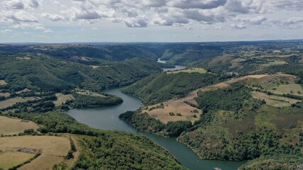 Gorges de la Truyère et ruines du château d'Alleuze