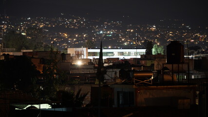 Fototapeta na wymiar Alcaldía Tláhuac de noche