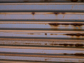 シャッターの錆　Rust on the shutter