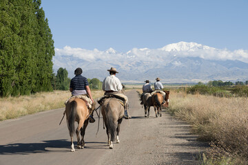 Argentinian gauchos on the road