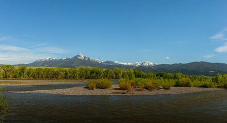 lake in the mountains montana river