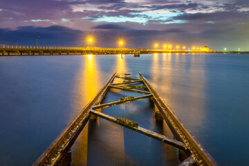 Fototapeta premium bridge at night