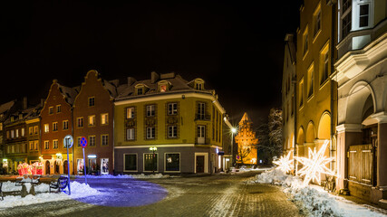 zimowa noc na Starym Mieście w Olsztynie © Janusz Lipiński