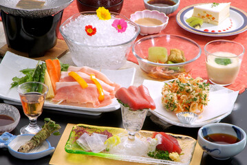 会席　和　料理 刺身　鮪造り　調理　煮付　懐石　盛り付け　和食　日本新鮮　鮮魚　お刺身　JAPAN