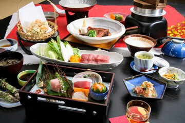 会席　和　料理 刺身　鮪造り　調理　煮付　懐石　盛り付け　和食　日本新鮮　鮮魚　お刺身　JAPAN