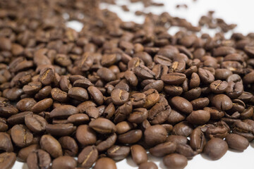 たくさんのコーヒー豆の背景素材