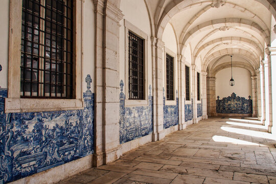 Courtyard at the church of sao vicente de fora in Lisbon, Portugal.