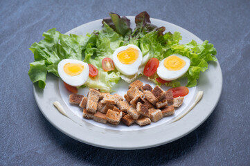 Healthy food that consists of non-toxic vegetables Non-fat meat And healthy cooking methods Alternative food for good health