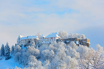 Schloss Lenzburg im Winter Schweiz