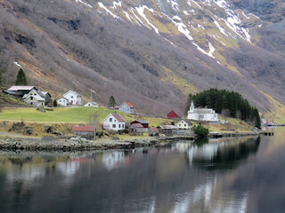 Fototapeta na wymiar A beautiful villiage in Naeroyfjord, Norway