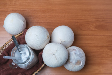 Fresh coconut juice with coconut white meat