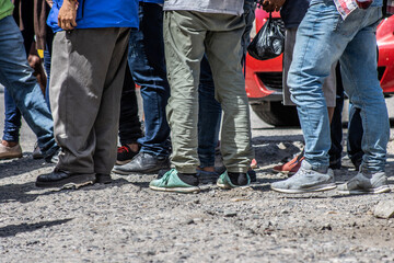 Piernas de migrantes hondureños, pies de migrantes, honduras.