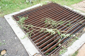 マンホール 除水