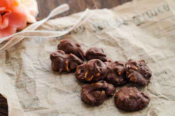 ナッツチョコレート