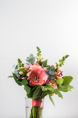 Fototapeta premium Pink Flowers Bouquet for Anniversary Present