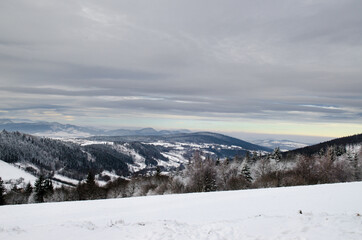 Fototapeta na wymiar winter mountain landscape