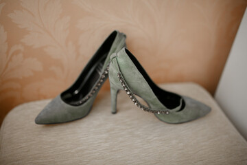 High-heeled shoes.