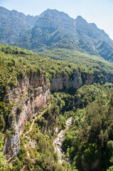 Ordesa y Monte Perdido. Ruta por el Ca&ntilde;&oacute;n de A&ntilde;isclo