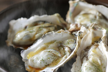 殻付き牡蠣のバター醤油焼き