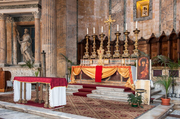 Altar im Pantheon in Rom