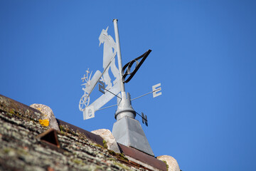 Girouette jardinier et brouette