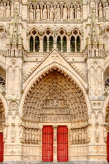 Fototapeta na wymiar Amiens Cathedral, HDR Image