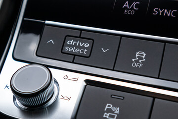 Audi Q7 2020 Drive Mode select