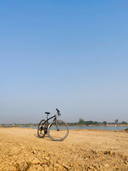 Fototapeta premium bicycle on the mound