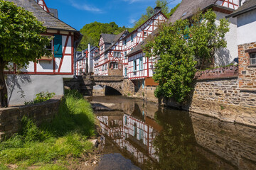 Fototapeta premium View of the romantic old town of Monreal / Germany in the Eifel with its wonderful half-timbered houses