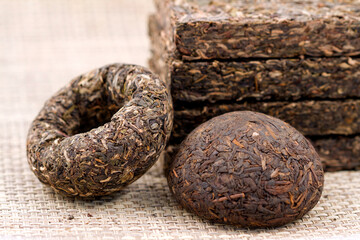 Pu'er tea cake