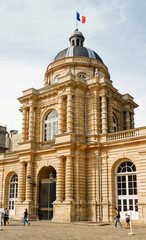 Obraz premium Entrée du Sénat, palais du Luxembourg à Paris
