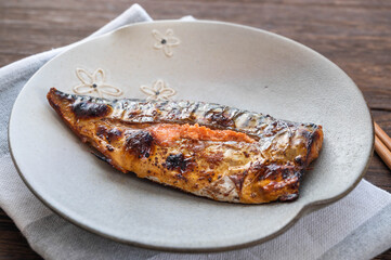 焼いた鯖明太子