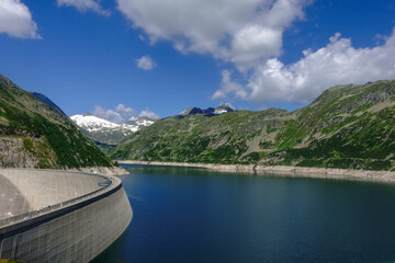 Obraz na płótnie Canvas dam wall from a storage power plant in the mountains
