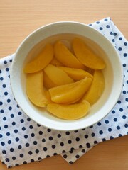설탕에 절인 노란색 복숭아, 음식, 과일, 황도
