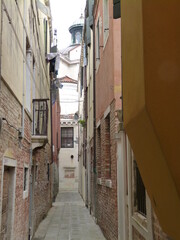 Fototapeta na wymiar Venice buildings, streets and historical part of the city