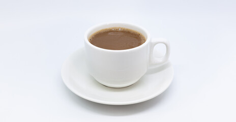 Fototapeta na wymiar hot coffee in classic white coffee cup isolated on white background with clipping path 