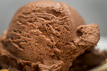 chocolate ice cream
