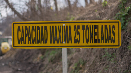 carreteras, puentes polic&iacute;a 