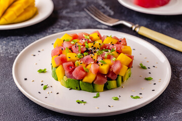Tuna mango avocado salad tartare.