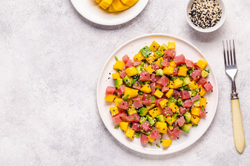 Tuna mango avocado salad tartare.
