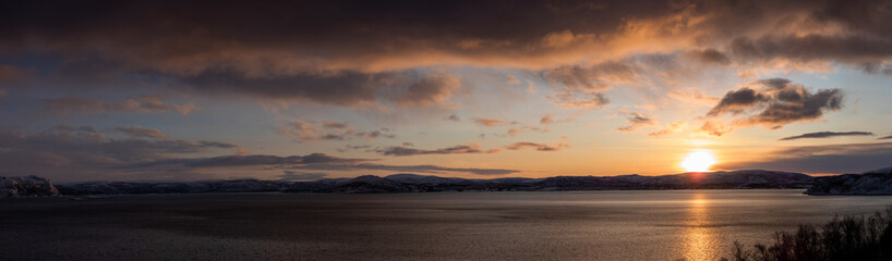 Landschaft im Winter in der Kommune Kafjord, Norwegen