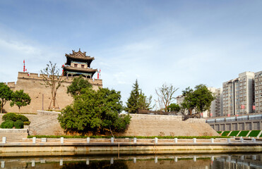 Fototapeta na wymiar Xi'an City Wall is the most complete ancient city wall in China.