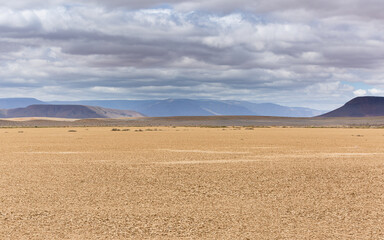 Fototapeta na wymiar clouds in the desert 